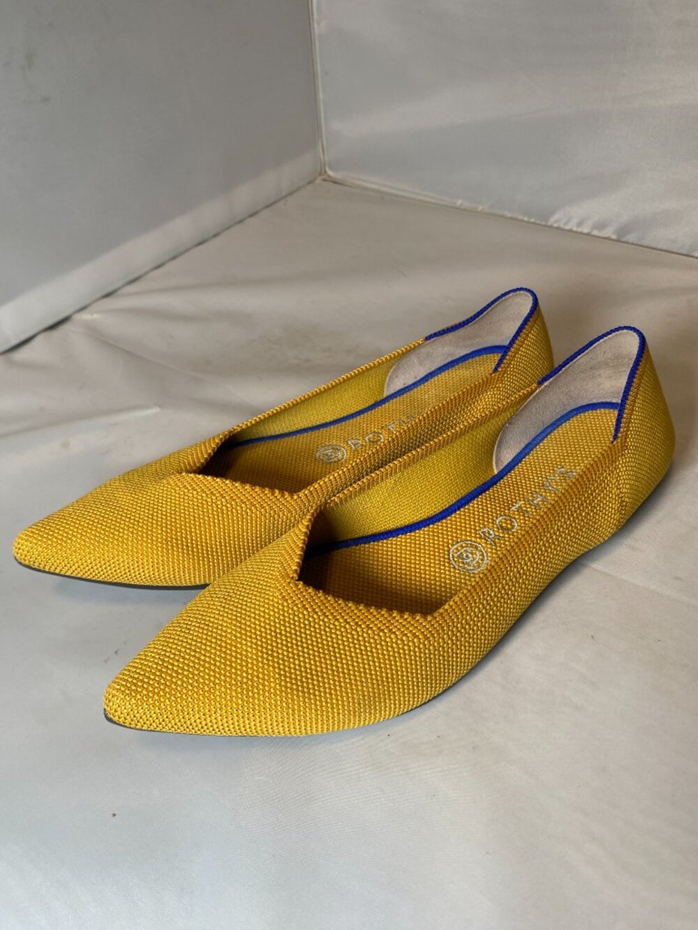 Rothy’s The Point Flats RETIRED Marigold Yellow Classic Ws 9.5